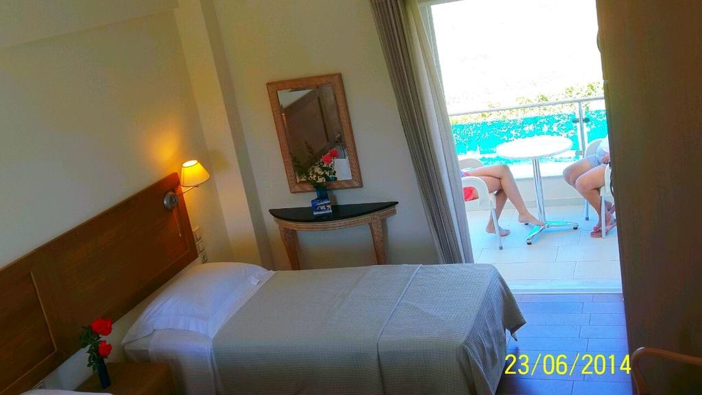 Christopoulos Villas Aigio Room photo